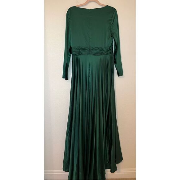 Mac Duggal LONG SLEEVE RUCHED WAIST A-LINE GOWN New - Picture 10 of 10